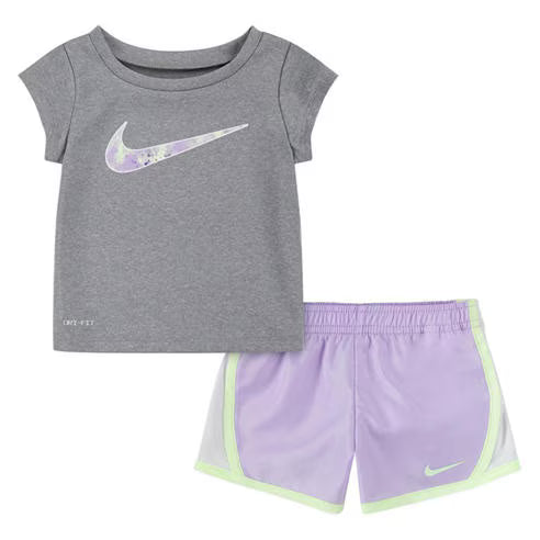 Nike Dri-FIT Club Tempo T-Shirt & Shorts Set