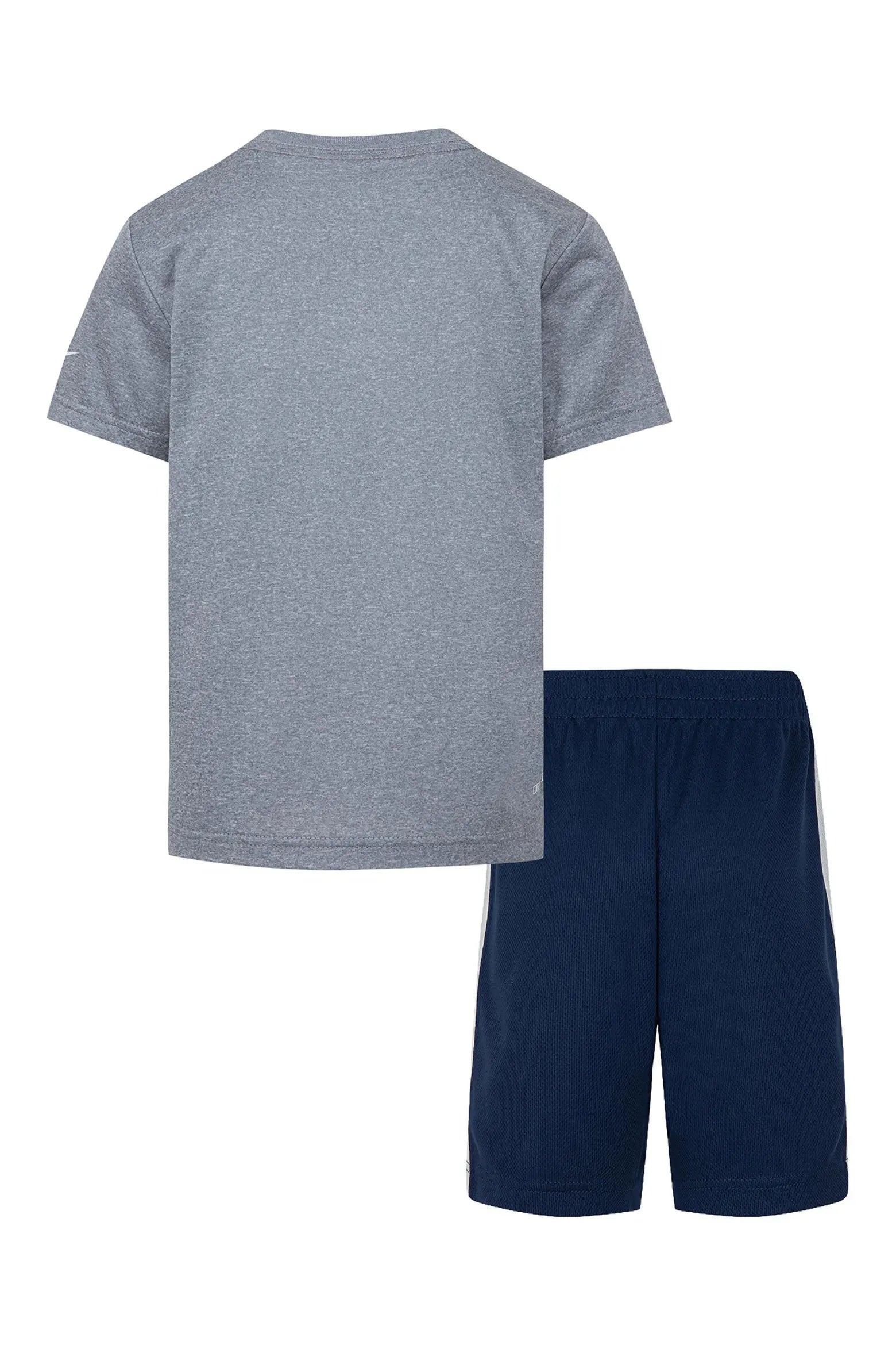 Nike Swoosh T-Shirt & Shorts Set