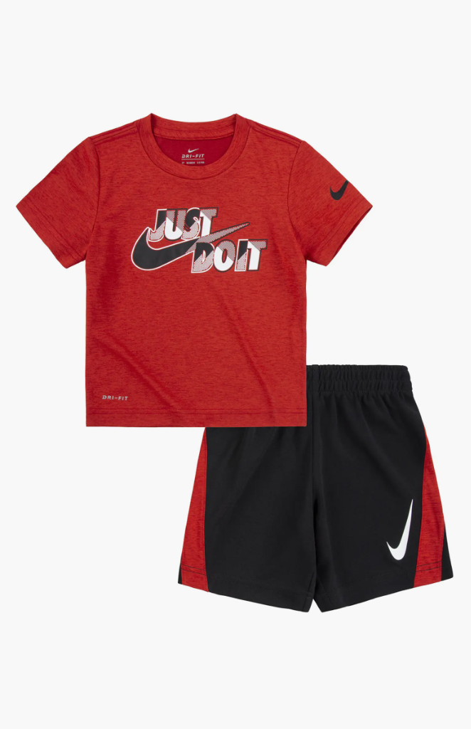 Nike Graphic T-Shirt & Shorts Set