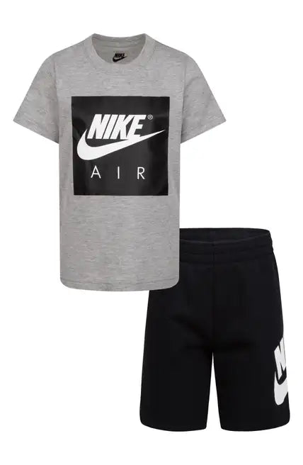 Nike Crew Tee & Knit Shorts Set